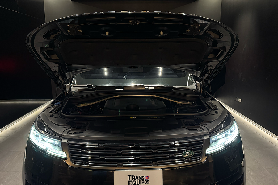 RANGE ROVER SPORT D300 DYNAMIC SE